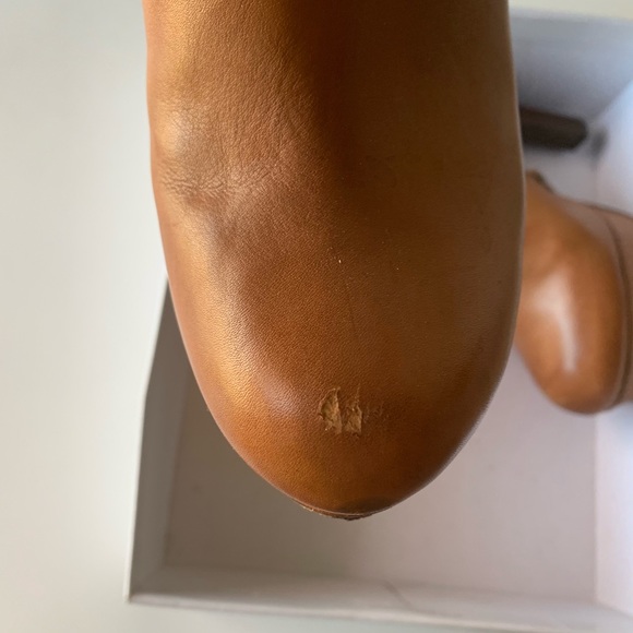 Steve Madden Camel colored booties 🐪 - Picture 2 of 4